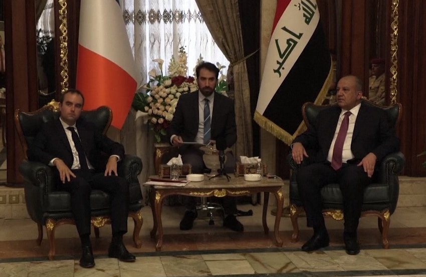  Iraq, France discuss military cooperation