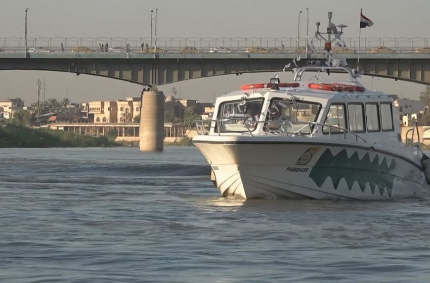  Iraq launches river taxi to ease traffic in Baghdad