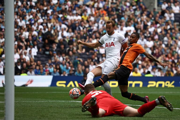  Kane scores four goals in Spurs’ friendly win amid Bayern talk
