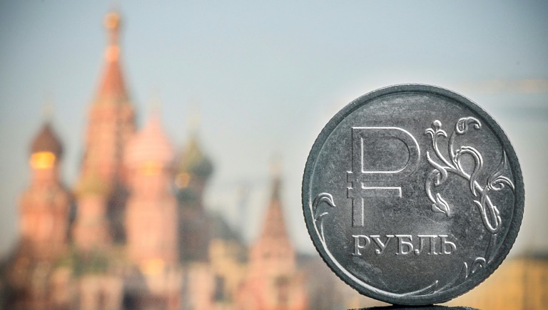  Russian ruble plunges past 100 against dollar for first time since March 2022