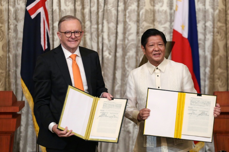  Philippines, Australia sign strategic partnership deal