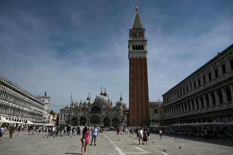  Venice avoids UNESCO world heritage downgrade