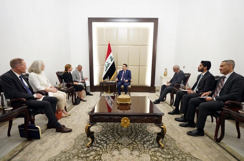  Iraq and the US hold financial reform discussions in Baghdad