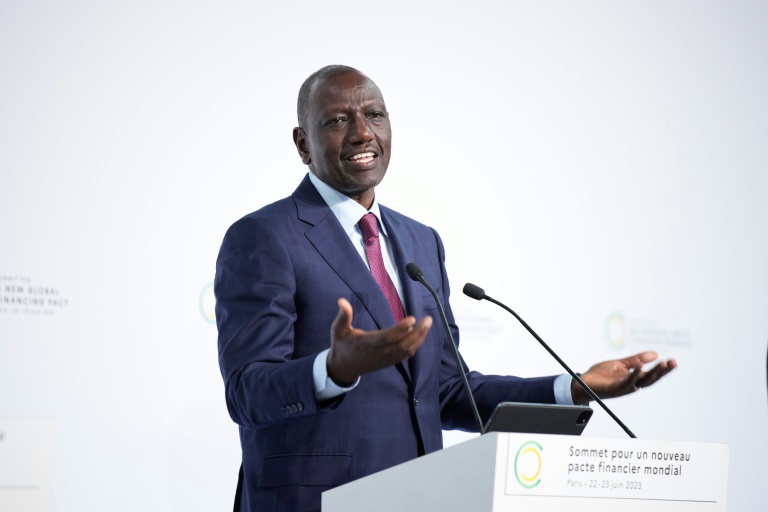  Kenya’s Ruto to ask China for $1bn loan, debt restructure