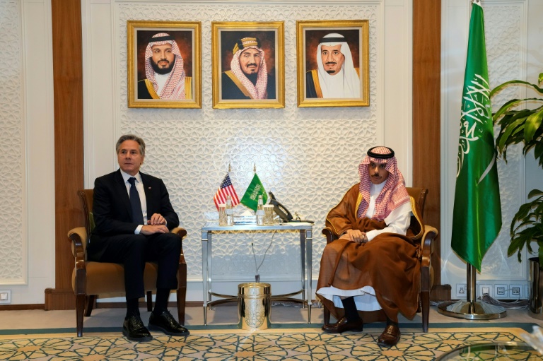  Saudi pauses talks on normalisation with Israel