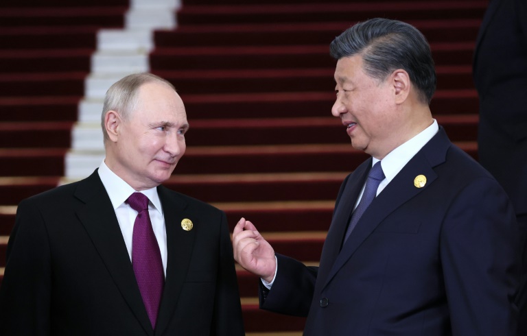  Putin praises ‘unprecedented’ energy ties with China