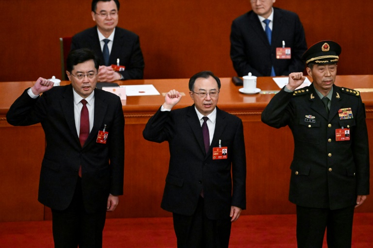  China removes defence minister, ousts ex-FM from cabinet