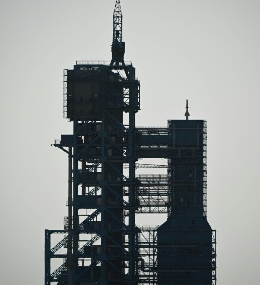  China launches new mission to space station