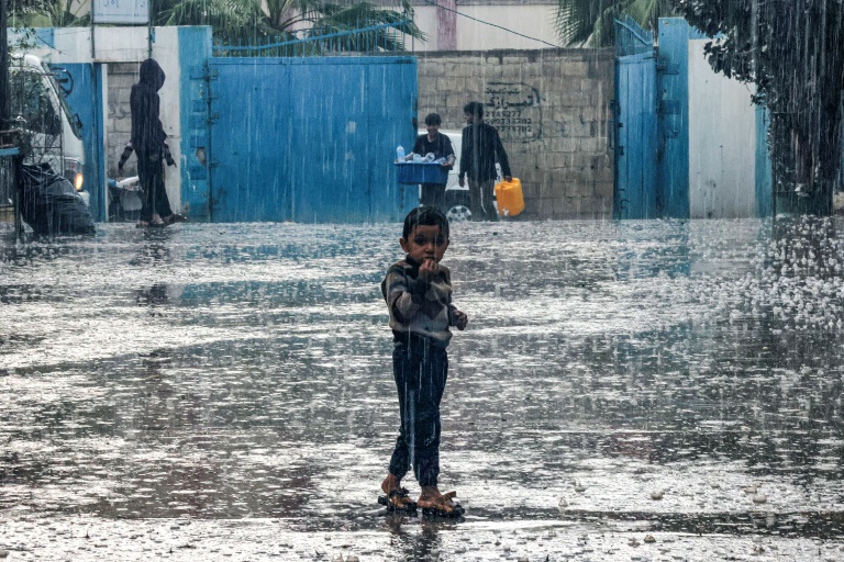  Heavy rain heaps more misery on displaced Gazans