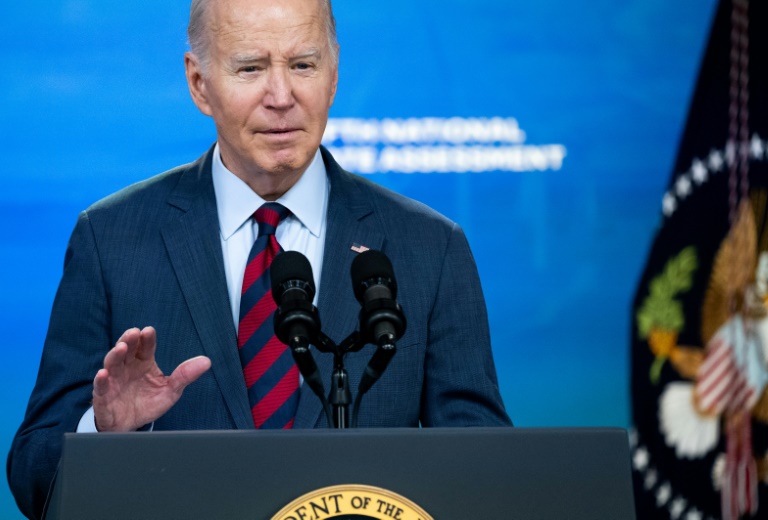  Ahead of Xi talks, Biden says US ‘not trying to decouple from China’