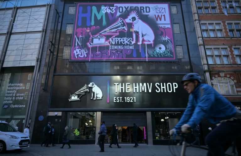  HMV reopening raises revival hopes for London’s Oxford Street