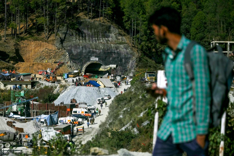  Indian army digs by hand to free 41 trapped tunnel workers