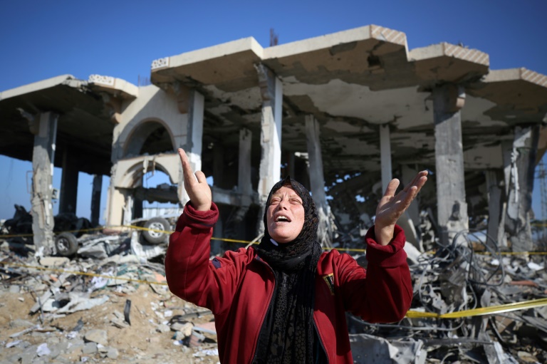  Israel escalates Gaza strikes after medicine-for-aid deal