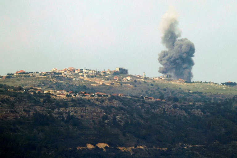  Israeli strike on south Lebanon kills Hezbollah fighter
