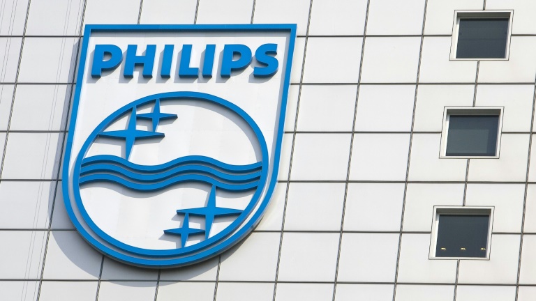  Philips stops selling sleep devices in US amid recall woes