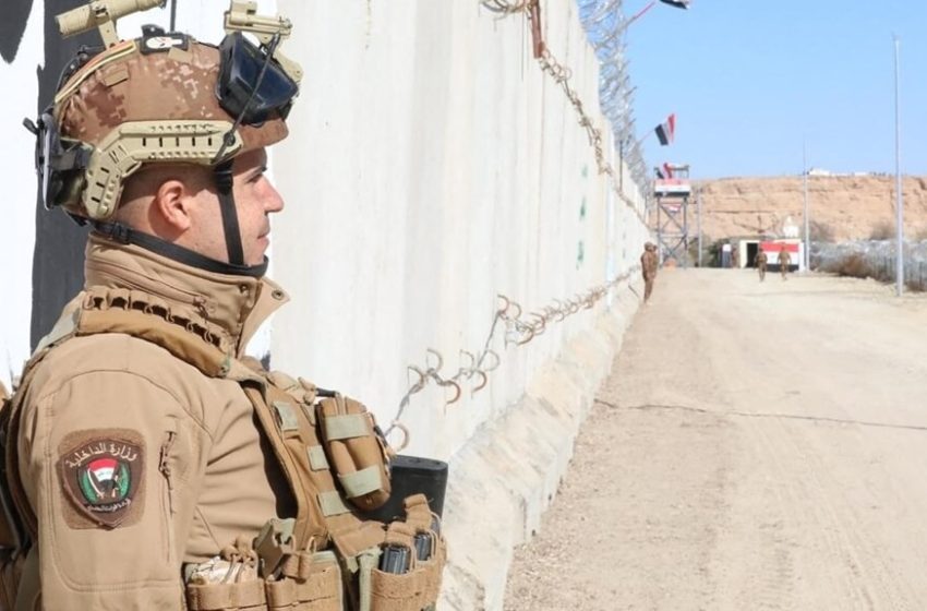  Iraq builds border wall with Syria