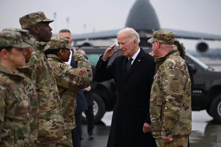  Biden attends ritual of US soldiers killed in Jordan, blames Islamic Resistance in Iraq militia