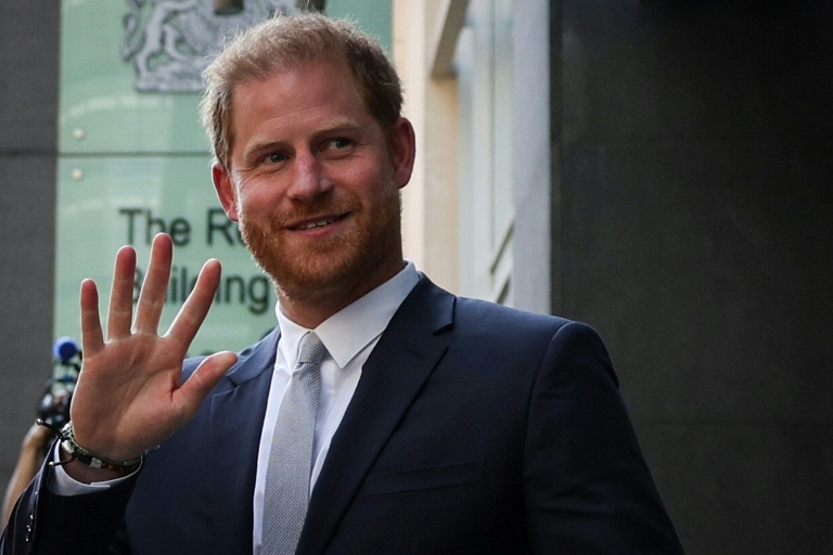  Prince Harry says family could reunite over king’s illness
