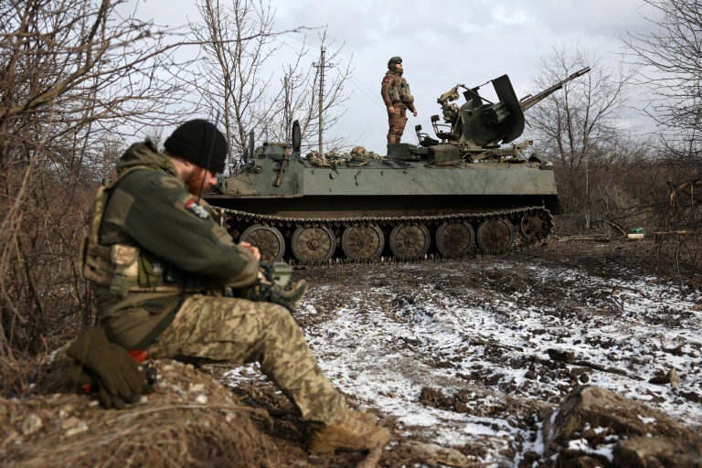  US to level more sanctions as Russia claims fresh gains in Ukraine