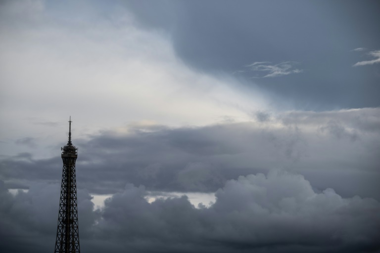  Eiffel Tower to reopen Sunday as strike ends