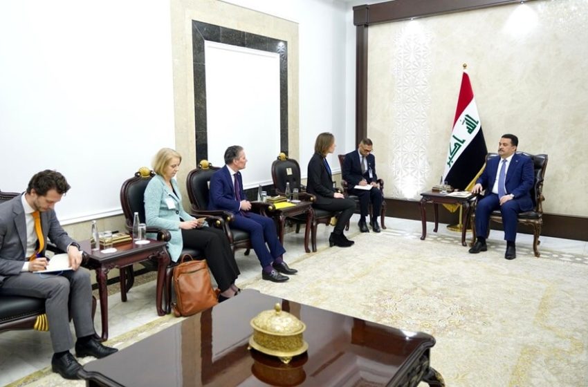  Iraqi PM discusses economic cooperation with the Netherlands