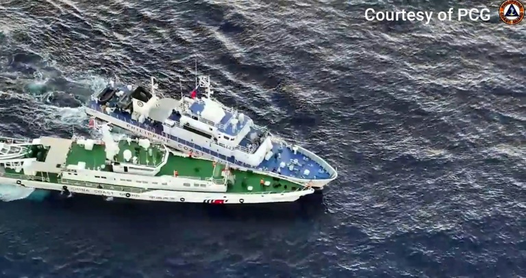 Philippine Coast Guard says ship damaged in collision with Chinese vessel