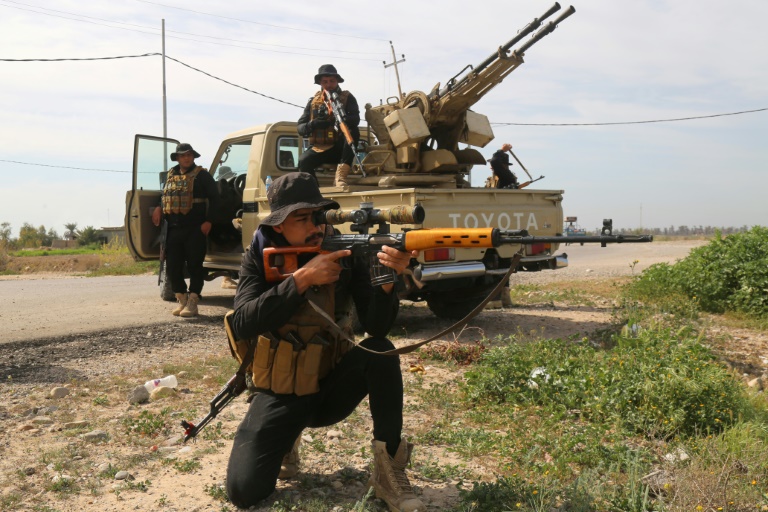  Iraqi army kills 10 terrorists during an anti-IS operation