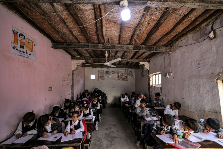  Iraqi schools suffer from severe mismanagement and corruption