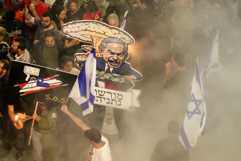  Israelis rally against Netanyahu as Gaza war reaches half-year mark