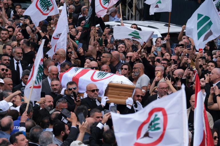  Thousands of Lebanese mourn slain Christian political official