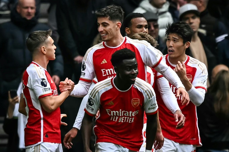 Arsenal survive Spurs fightback to boost title charge Iraqi News