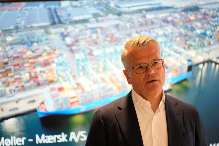  Maersk’s net profit sinks amid Red Sea attacks